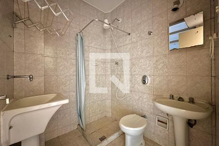 Banheiro de kitnet/studio à venda com 1 quarto, 34m² em Lapa, Rio de Janeiro