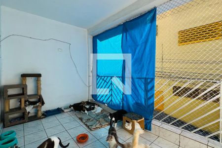 Varanda de casa à venda com 8 quartos, 190m² em Jardim Santa Cecilia, Guarulhos