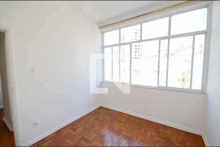 Quarto de apartamento à venda com 1 quarto, 45m² em Praça da Bandeira, Rio de Janeiro