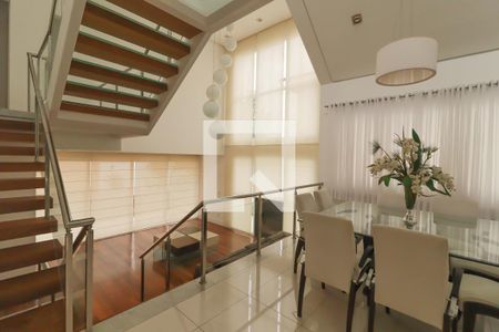Sala de casa de condomínio à venda com 4 quartos, 410m² em Vila Virgínia, Jundiaí