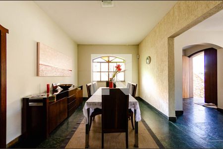 Sala 2 de casa para alugar com 6 quartos, 352m² em São Bento, Belo Horizonte