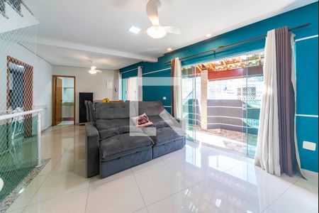 Sala de casa à venda com 3 quartos, 164m² em Vila Linda, Santo André