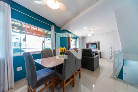 Sala de casa à venda com 3 quartos, 164m² em Vila Linda, Santo André