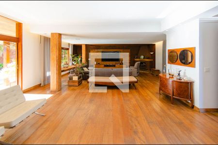 Sala de casa à venda com 5 quartos, 444m² em Belvedere, Belo Horizonte