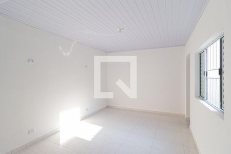 Quarto de casa para alugar com 1 quarto, 65m² em Vila Santo Antônio, Carapicuíba