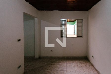 Quarto de casa para alugar com 1 quarto, 50m² em Parque Sao Rafael, São Paulo