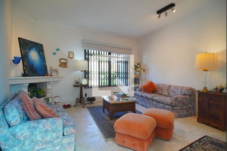 Sala de casa para alugar com 4 quartos, 320m² em Três Figueiras, Porto Alegre