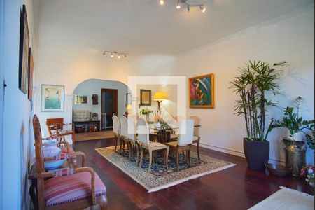 Sala de casa para alugar com 4 quartos, 320m² em Três Figueiras, Porto Alegre