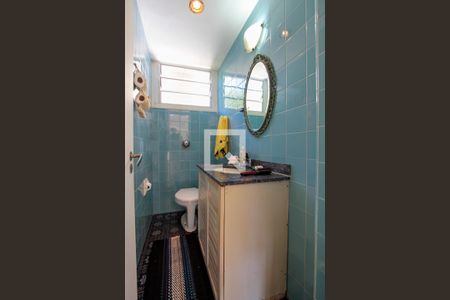 Lavabo de casa de condomínio para alugar com 6 quartos, 440m² em Itanhangá, Rio de Janeiro