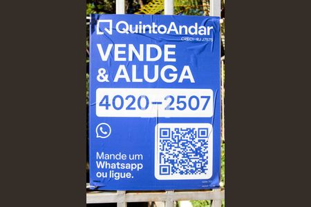 Plaquinha de casa de condomínio para alugar com 6 quartos, 440m² em Itanhangá, Rio de Janeiro