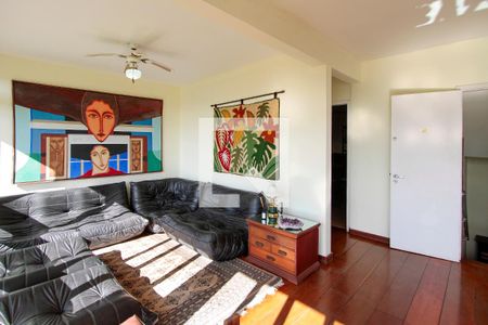 Sala de casa de condomínio para alugar com 6 quartos, 440m² em Itanhangá, Rio de Janeiro