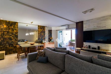 Sala de casa de condomínio à venda com 3 quartos, 230m² em Jardim Londrina, São Paulo