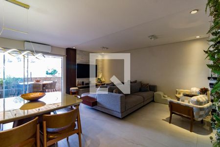 Sala de casa de condomínio à venda com 3 quartos, 230m² em Jardim Londrina, São Paulo