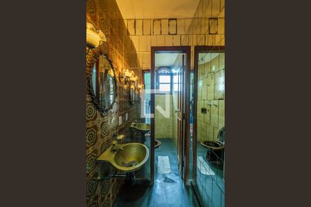 Lavabo de casa à venda com 6 quartos, 370m² em Mangabeiras, Belo Horizonte