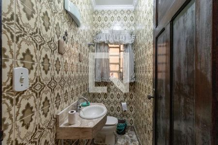 Lavabo de casa para alugar com 4 quartos, 300m² em Água Branca, São Paulo