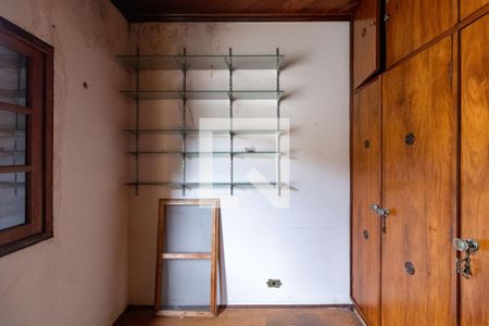 Quarto 2 de casa para alugar com 4 quartos, 300m² em Água Branca, São Paulo