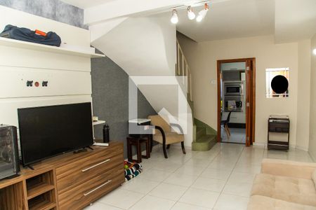 Sala de casa à venda com 2 quartos, 110m² em Chácara Santo Antônio (zona Sul), São Paulo