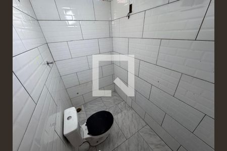 Banheiro de kitnet/studio para alugar com 1 quarto, 30m² em Campina, São Leopoldo