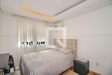 Quarto 1 de apartamento para alugar com 4 quartos, 196m² em Jardim Lindóia, Porto Alegre