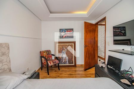 Quarto 1 de apartamento para alugar com 4 quartos, 196m² em Jardim Lindóia, Porto Alegre