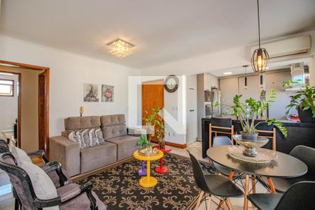 Sala de apartamento para alugar com 4 quartos, 196m² em Jardim Lindóia, Porto Alegre