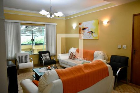 Sala de casa à venda com 4 quartos, 200m² em Vila do Bosque, São Paulo