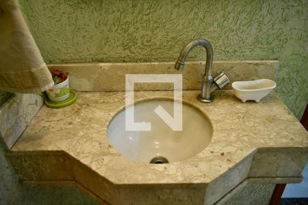Lavabo de casa à venda com 4 quartos, 200m² em Vila do Bosque, São Paulo