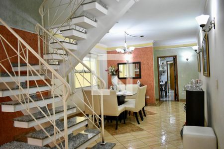 Sala de casa à venda com 4 quartos, 200m² em Vila do Bosque, São Paulo