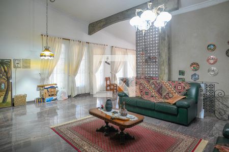 Sala de casa à venda com 2 quartos, 254m² em São Salvador, São Paulo