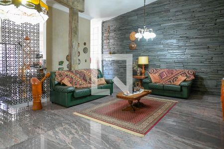 Sala de casa à venda com 2 quartos, 254m² em São Salvador, São Paulo