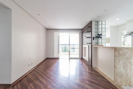Sala de apartamento à venda com 3 quartos, 94m² em Jardim Tupanci, Barueri