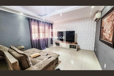 Casa à venda com 4 quartos, 300m² em Taquara, Rio de Janeiro