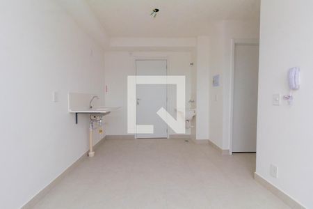 Sala, Cozinha e Área de Serviço de apartamento para alugar com 2 quartos, 48m² em Engenheiro Goulart, São Paulo