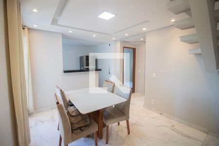 Sala de apartamento à venda com 2 quartos, 90m² em Betim Industrial, Betim