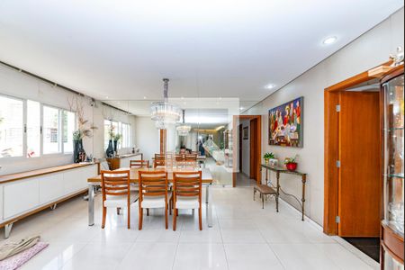 Sala de casa à venda com 4 quartos, 350m² em Gutierrez, Belo Horizonte