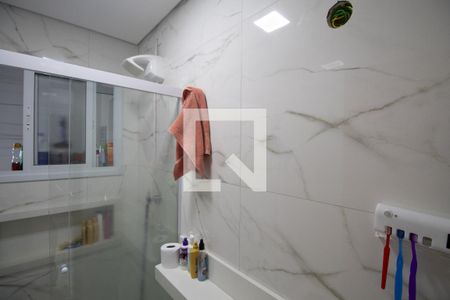 Banheiro de apartamento à venda com 2 quartos, 40m² em Vila Nilo, São Paulo