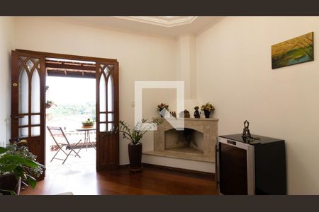 Sala de casa à venda com 3 quartos, 225m² em Chácara Cruzeiro do Sul, São Paulo