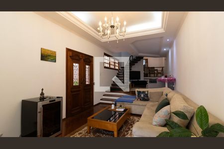 Sala de casa à venda com 3 quartos, 225m² em Chácara Cruzeiro do Sul, São Paulo