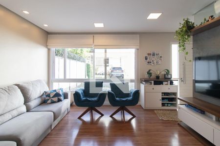 Sala de casa de condomínio à venda com 3 quartos, 197m² em Glória, Porto Alegre