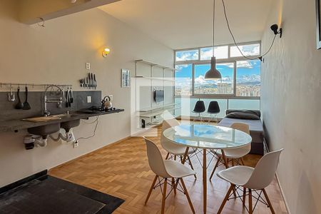 Cozinha de kitnet/studio à venda com 1 quarto, 73m² em Santo Agostinho, Belo Horizonte