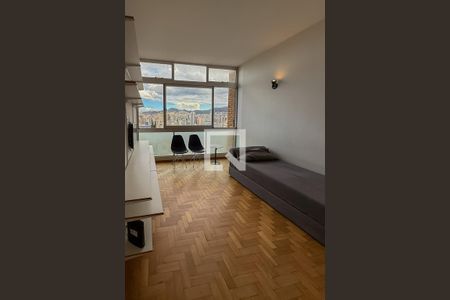 Sala de kitnet/studio à venda com 1 quarto, 73m² em Santo Agostinho, Belo Horizonte