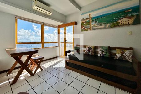 Sala de apartamento para alugar com 1 quarto, 45m² em Campo Grande, Salvador