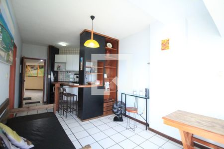 Sala de apartamento para alugar com 1 quarto, 45m² em Campo Grande, Salvador