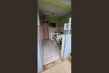 Casa à venda com 3 quartos, 180m² em Vila Vitorio Mazzei, São Paulo