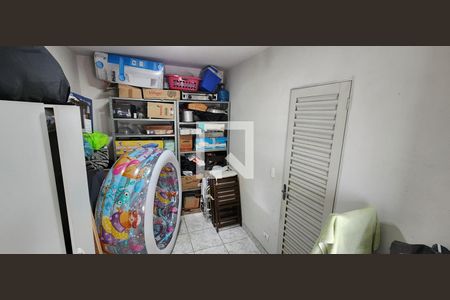 Casa à venda com 3 quartos, 180m² em Vila Vitorio Mazzei, São Paulo