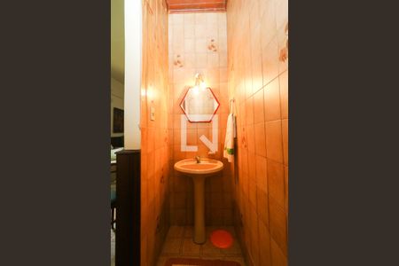 Lavabo de casa para alugar com 4 quartos, 130m² em Menino Deus, Porto Alegre
