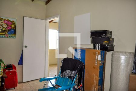 Quarto 2 de casa à venda com 2 quartos, 180m² em Cascata, Porto Alegre
