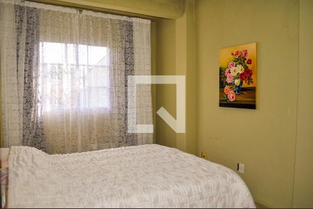 Quarto 1 de casa à venda com 2 quartos, 180m² em Cascata, Porto Alegre