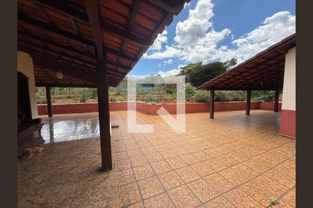 Casa à venda com 3 quartos, 300m² em Casa Branca, Brumadinho