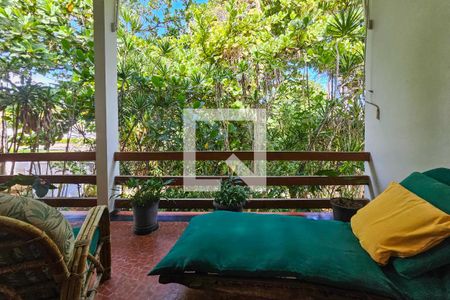 Varanda de casa para alugar com 4 quartos, 336m² em Jardim Virginia, Guarujá